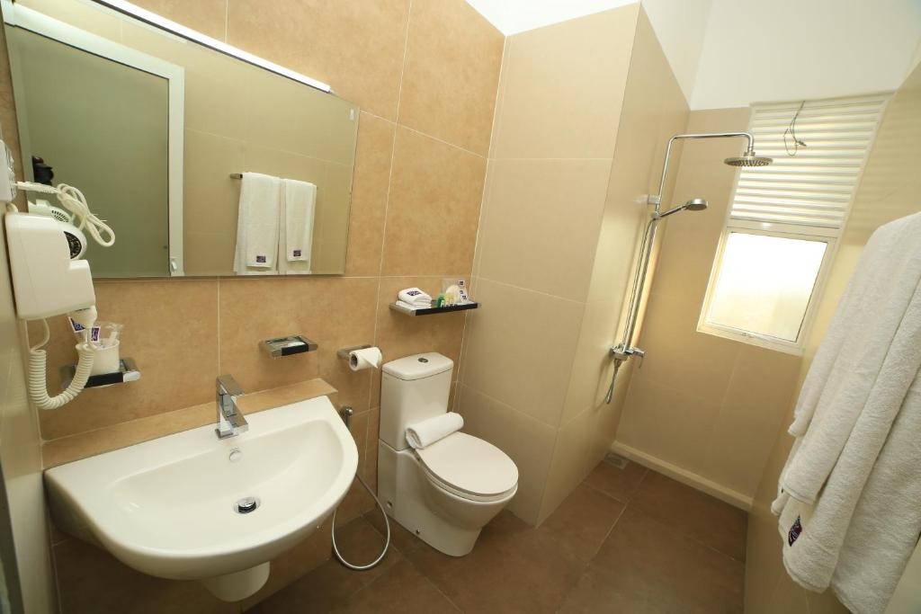 هتل لاوندیش هیلز کندی